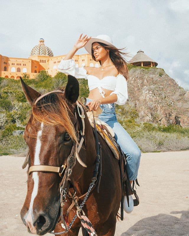kelsey merritt revolve summer mexico 2